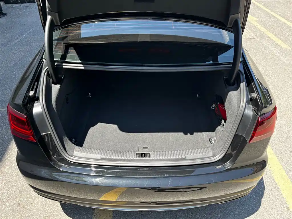 Audi A6L 2016 30 FSI Comfort фото 9
