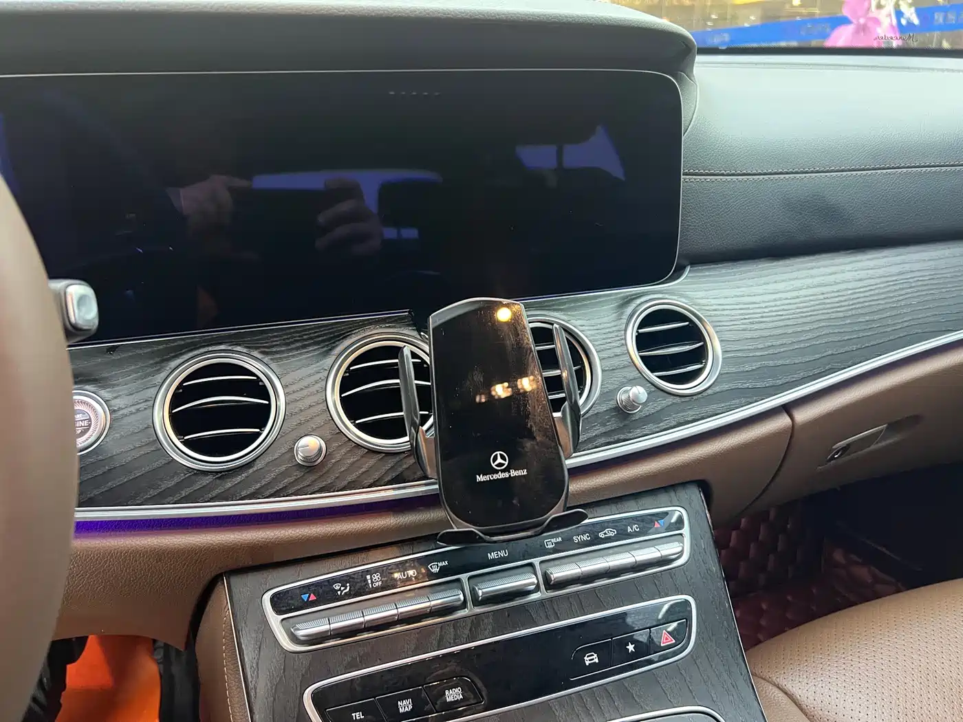 Mercedes-Benz E-Class 2022 E 300 L Fashion фото 12