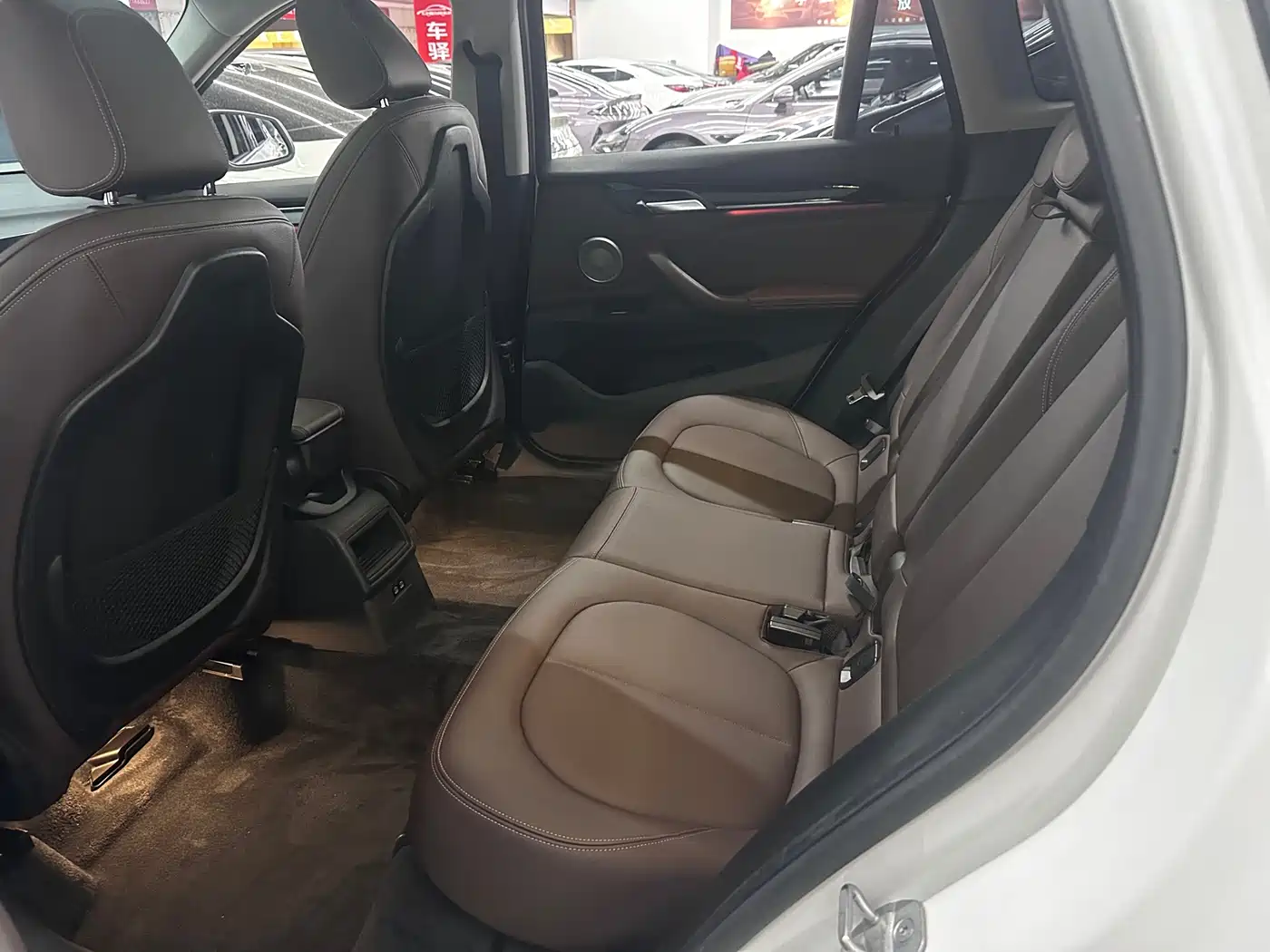 BMW X1 2022 sDrive20Li Fashion фото 8