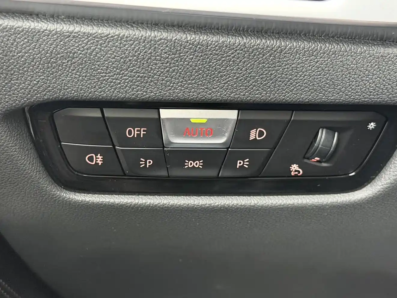 BMW 3 Series 2020 320Li M Sport Package фото 19