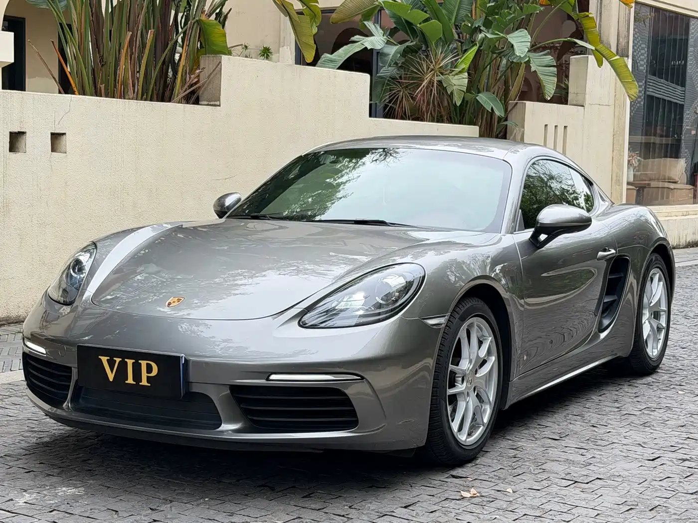 Porsche 718 2018 Cayman 2.0T фото 2