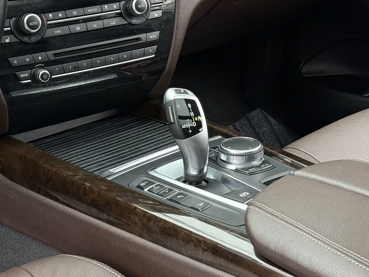 BMW X5 (Import) 2017 xDrive28i фото 13