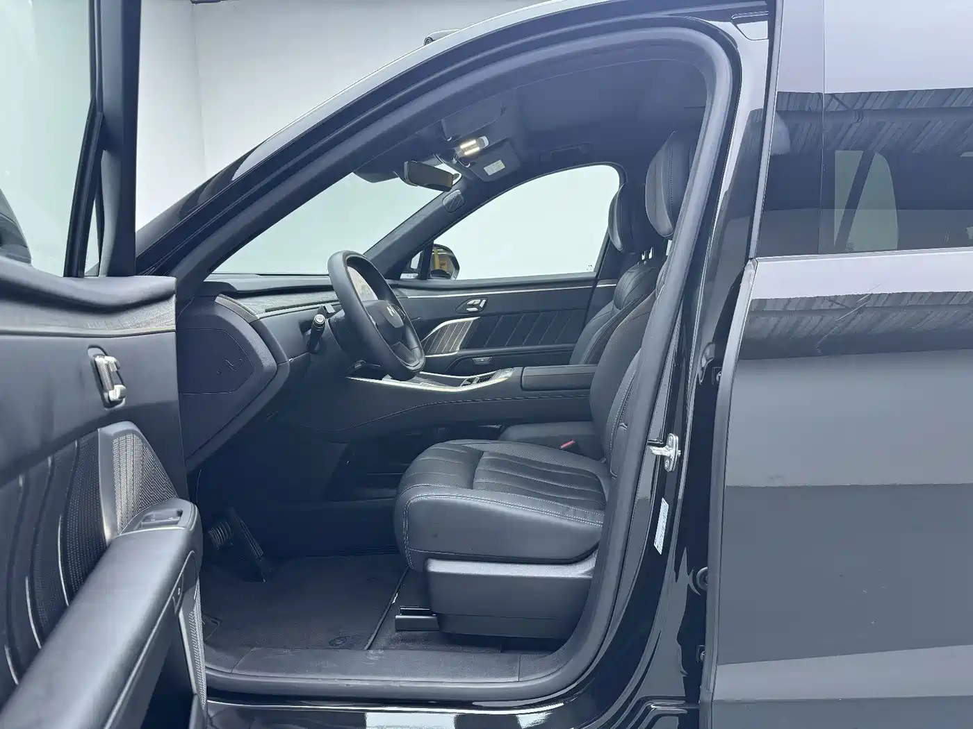Ledao L90 2025 2025 AWD Base Model