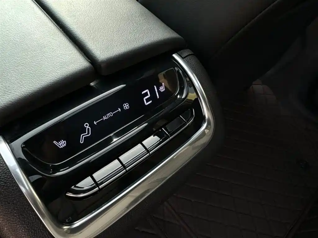 Buick Enclave 2022 652T 4WD Exclusive Flagship 7-Seater фото 8