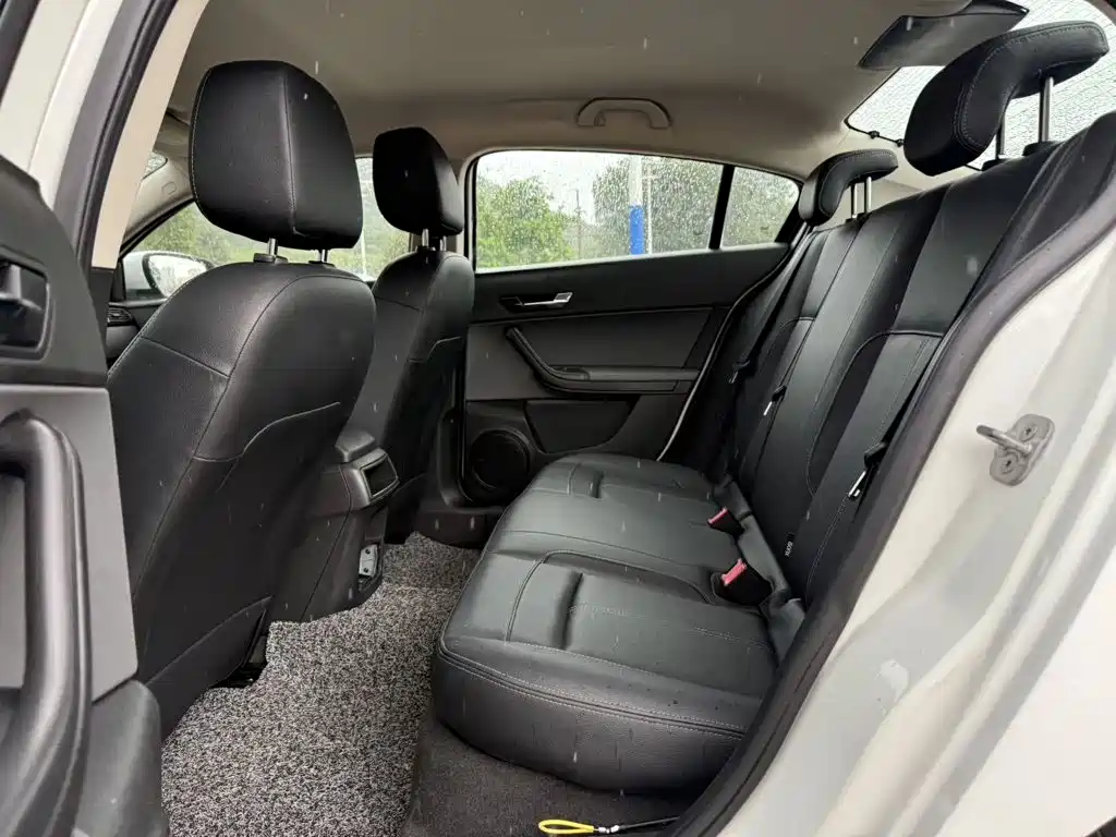 Qoros 3 2019 2018 Sedan 1.6L Automatic Premium