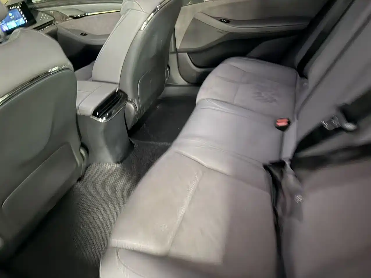 Voyah Auto VOYAH Zhuiguang 2024 PHEV AWD Ultra Long Range Flagship фото 7