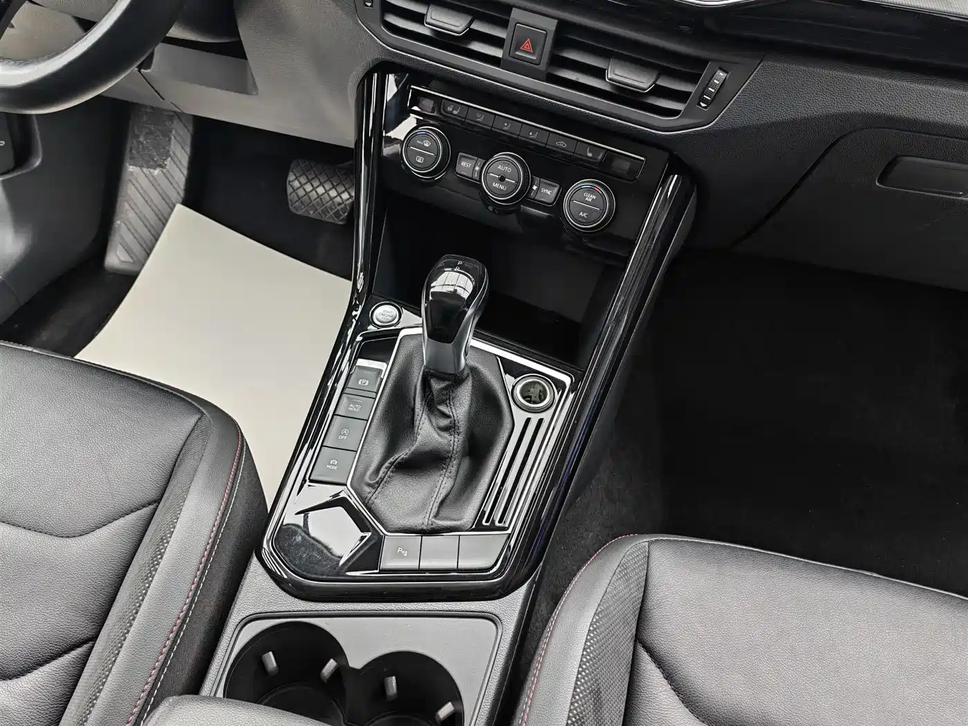 Volkswagen Tayron 2019 330TSI 2WD Luxury China VI фото 10