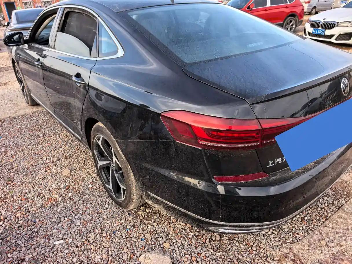 Volkswagen Passat 2023 Facelift 330TSI Starlight Luxury Edition фото 7
