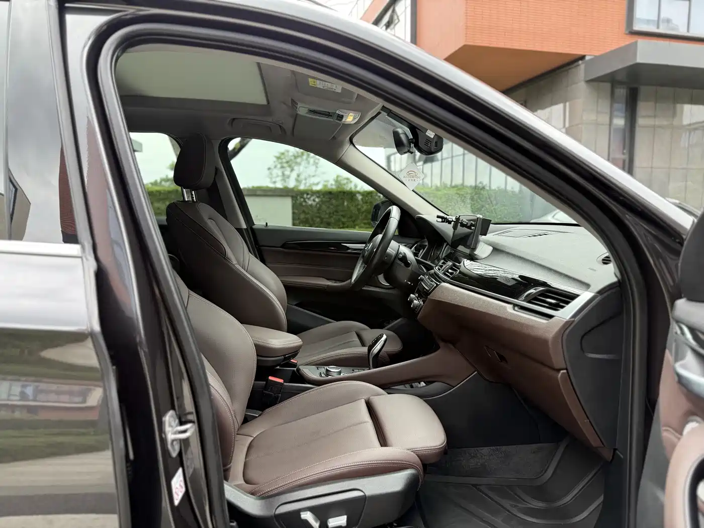 BMW X1 2022 sDrive25Li Leading фото 8