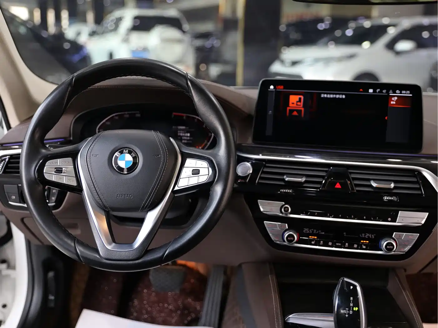BMW 5 Series 2022 525Li Luxury Package фото 9