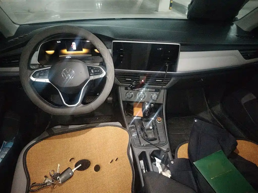 Volkswagen Bora 2023 1.5L Auto Free Ride Limited Edition фото 12