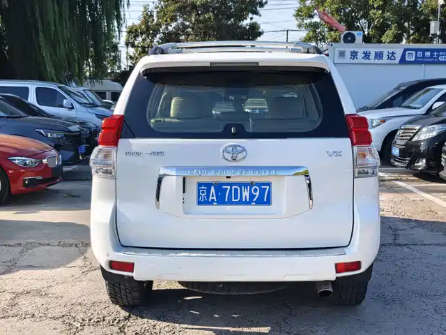 Toyota Prado 2010 4.0L Automatic VX NAVI — фото 3