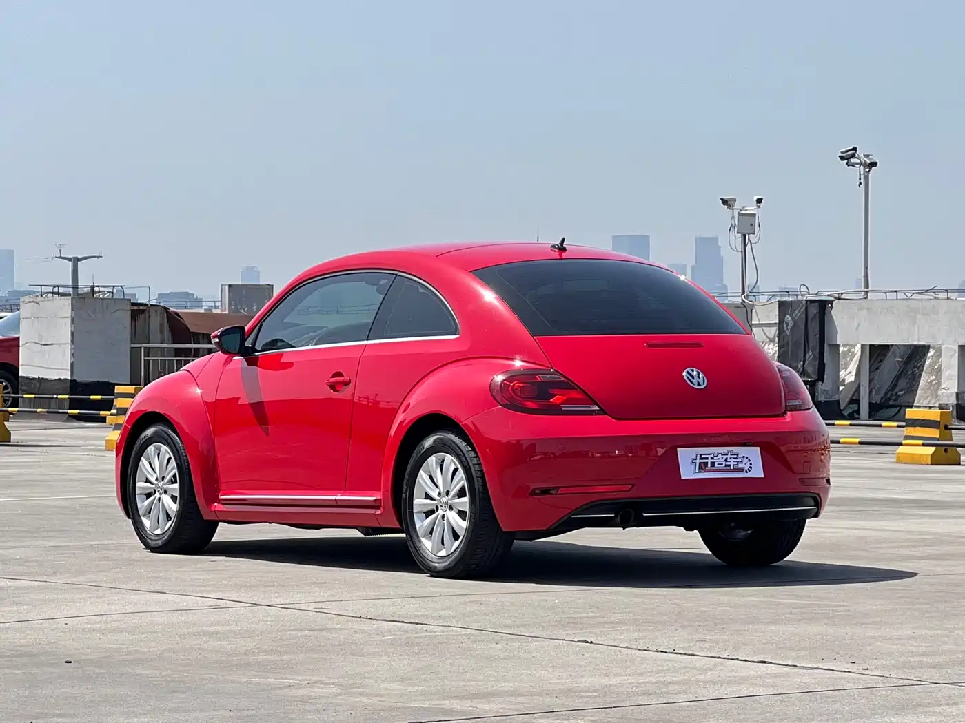 Volkswagen Beetle 2018 180TSI Easy Joy Edition фото 3