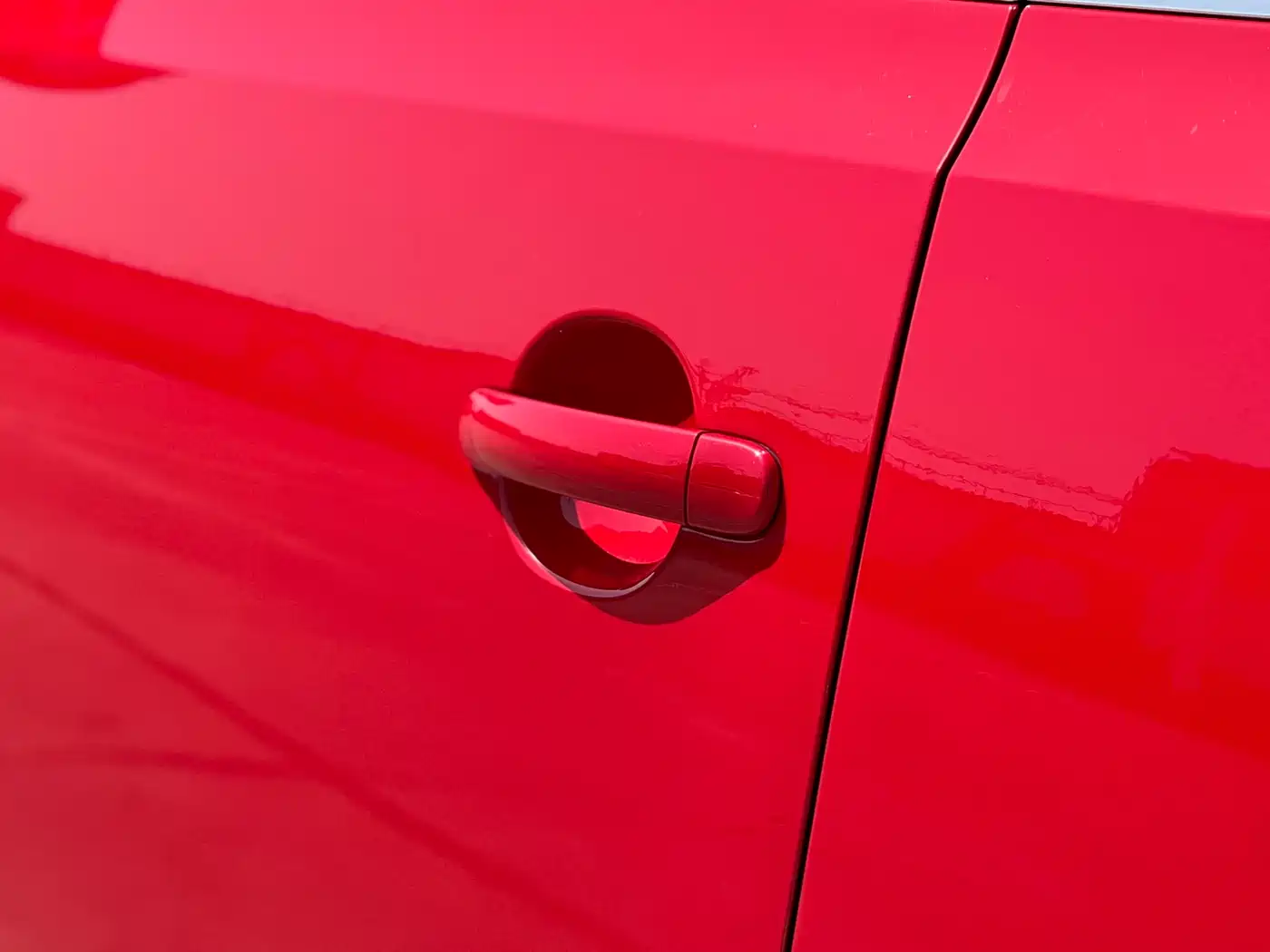 Volkswagen Beetle 2018 180TSI Easy Joy Edition фото 26