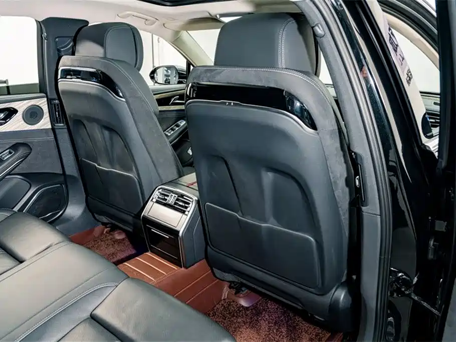 Hongqi H9 2020 2.0T Smart Connection Qi Chang Edition фото 22