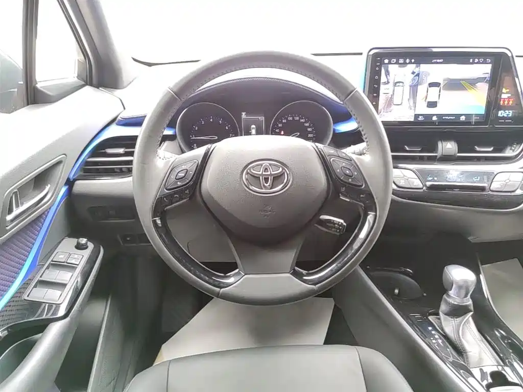 Toyota IZOA 2018 2.0L Speed Edition China VI фото 11