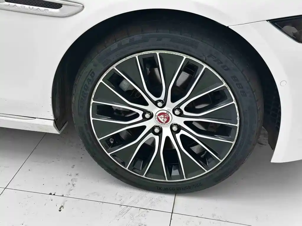 Jaguar XEL 2019 2020 2.0T 200PS S Progressive Elegance Edition