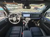 Photo 10 - Jeep Wrangler