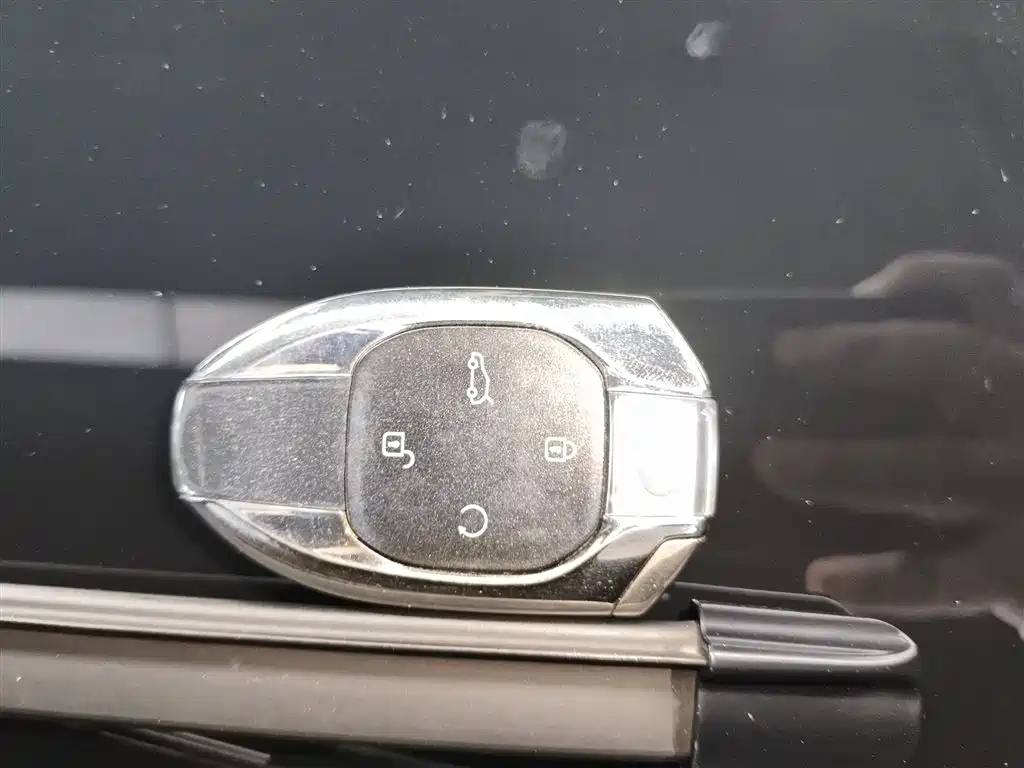 GAC Trumpchi Trumpchi GS8 2022 Pilot Series 2.0TGDI 2WD Luxury Smart Connect Edition (7-Seater) фото 17
