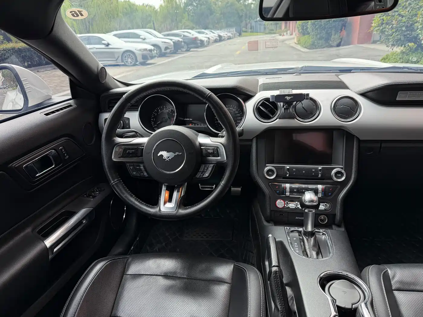 Ford Mustang 2017 2.3T Performance Edition фото 9