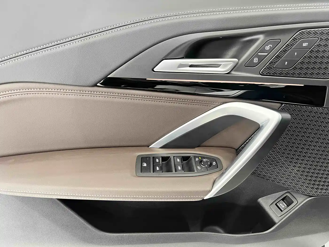 BMW X1 2023 sDrive20Li X Design Package фото 11