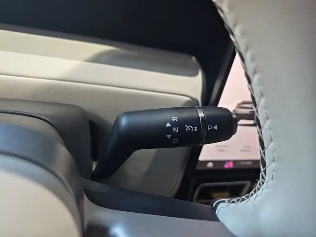 iCAR V23 2024 2025 501 AWD Premium Edition