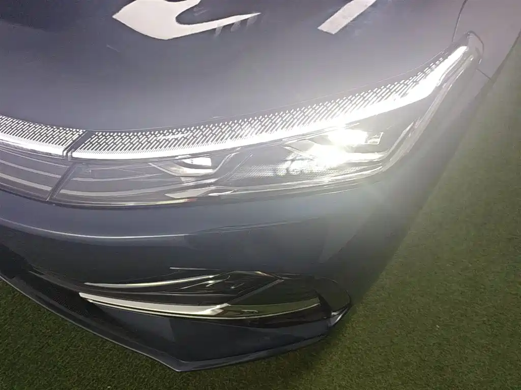 Geely Galaxy Galaxy A7 2025 EM-i фото 24