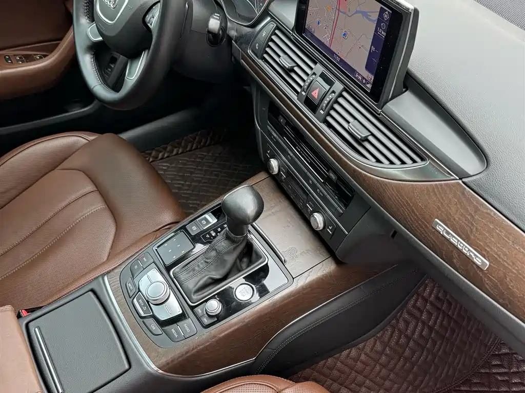 Audi A6L 2015 35 FSI quattro Comfort фото 13