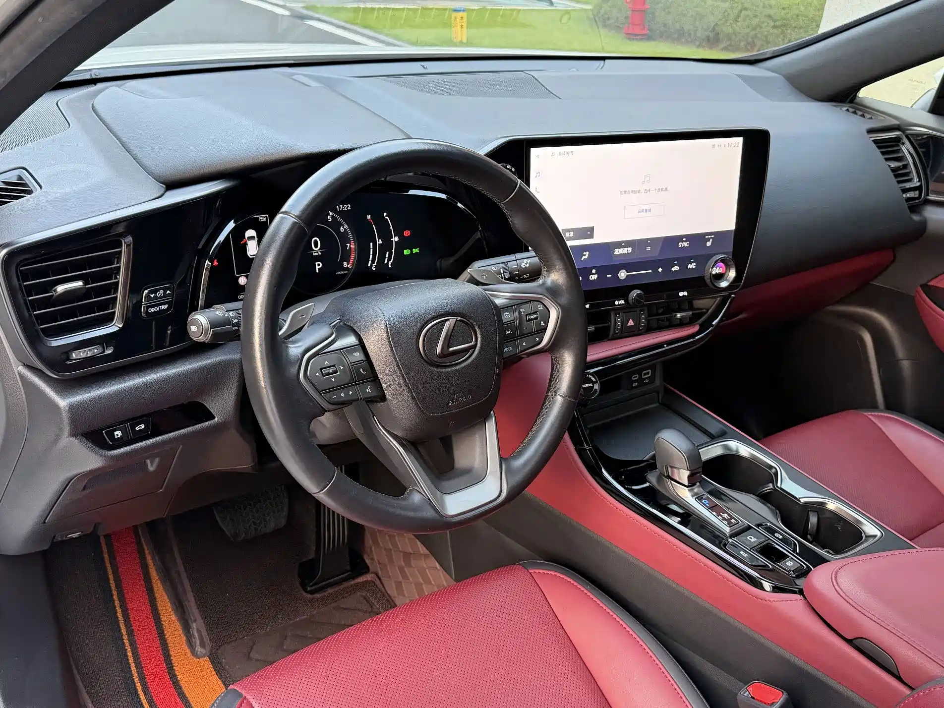 Photo 13 - Lexus NX