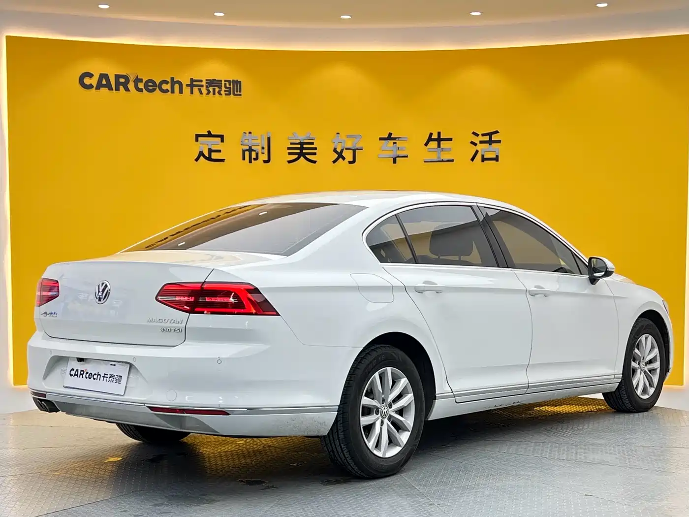 Volkswagen Magotan 2017 330TSI DSG Leading фото 30