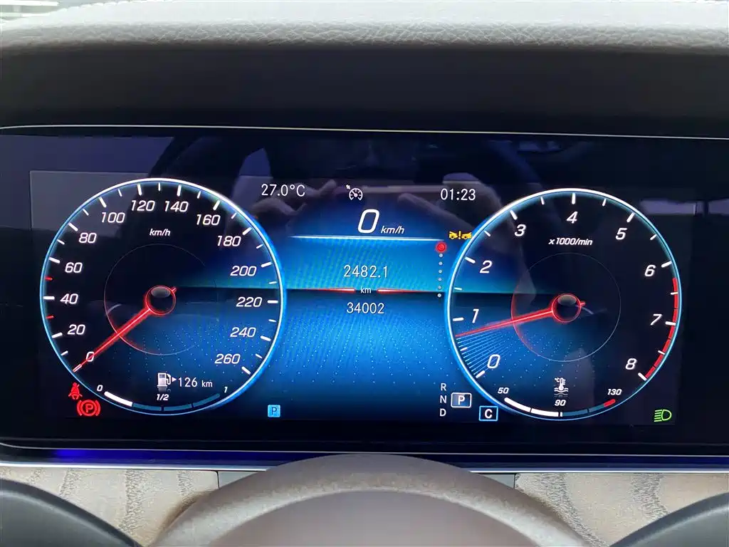 Mercedes-Benz E-Class 2023 E 300 L Fashion фото 14