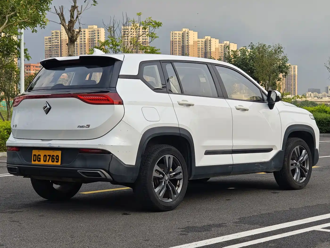 Baojun RS-5 2020 2019 1.5T CVT Super Connect Trend China VI