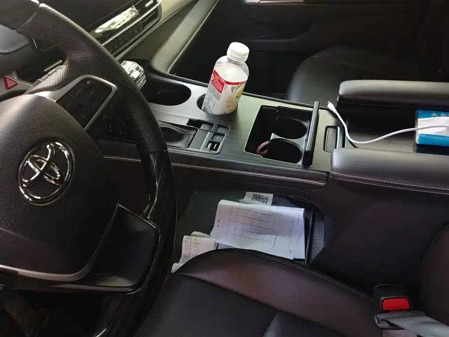 Toyota Sienna 2023 2.5L Hybrid Comfort Edition фото 16