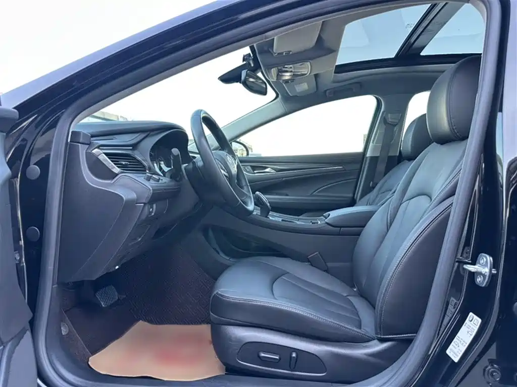 Buick LaCrosse 2022 652T Luxury фото 22