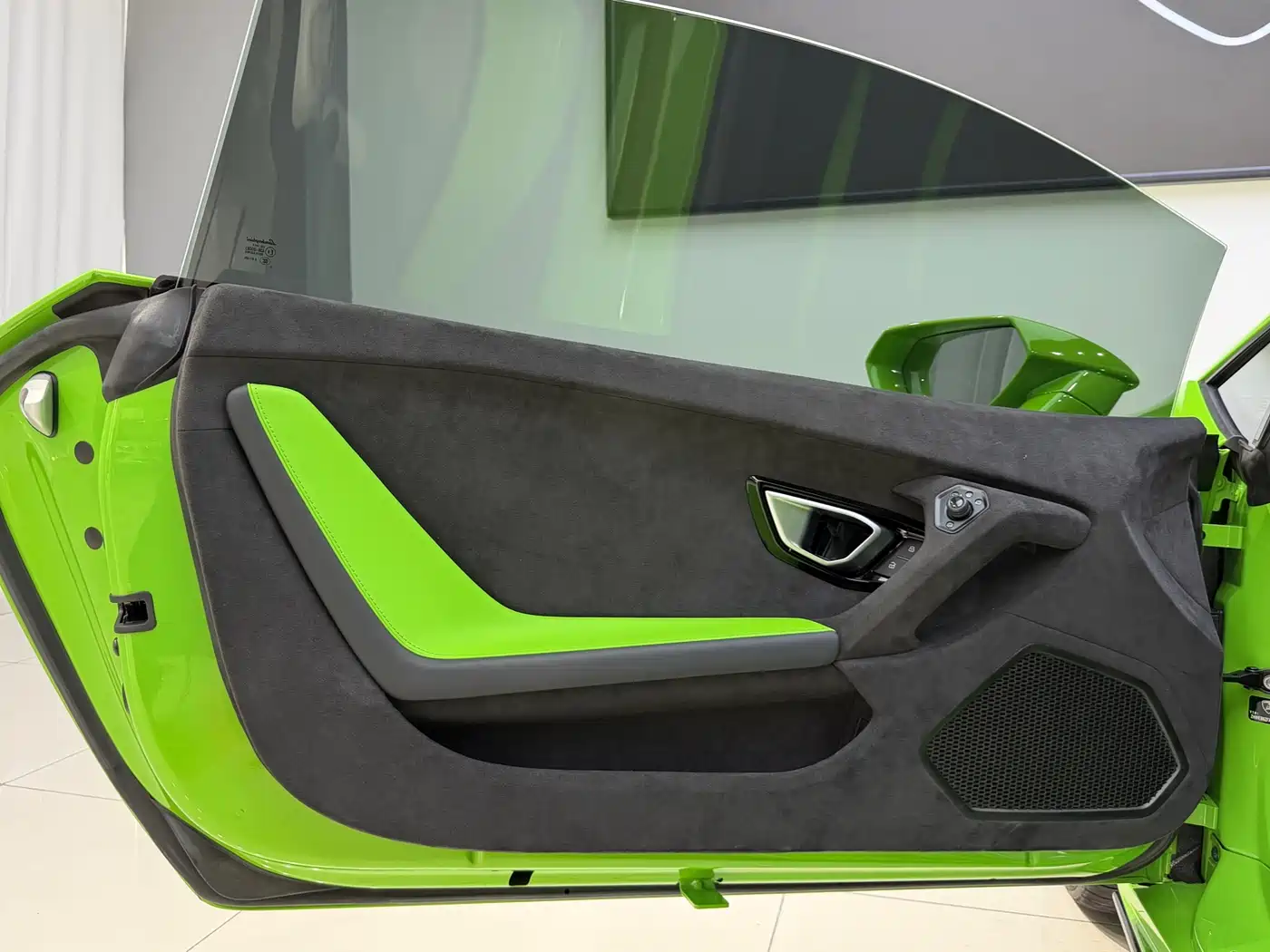 LAMBORGHINI HURACÁN