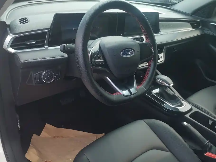 Ford Escort 2022 2021 1.5L Automatic Diamond Edition
