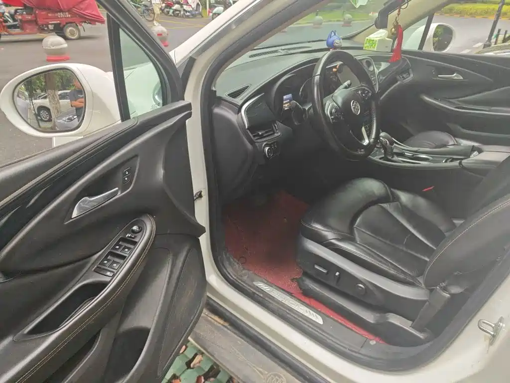 Фото 17 - Buick Envision Plus