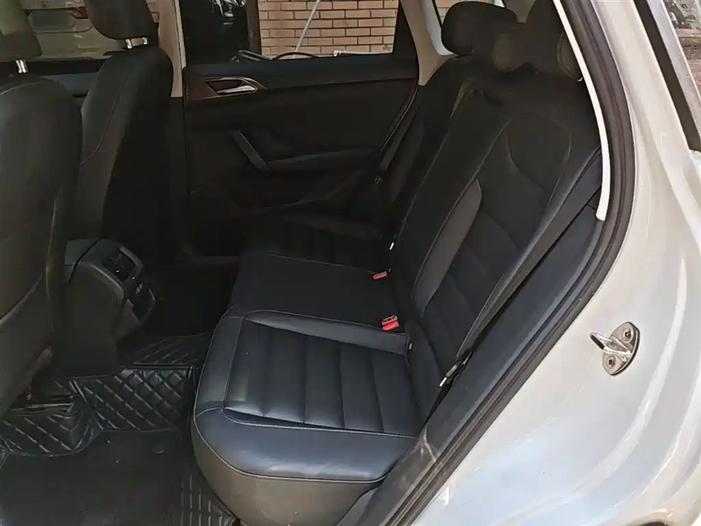 Volkswagen Tharu 2019 280TSI 2WD Comfort Edition China VI фото 17