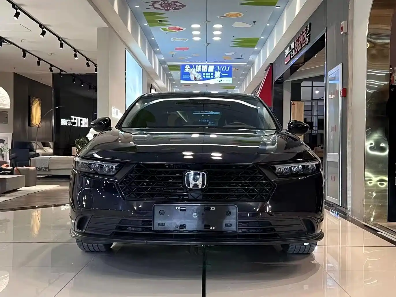Honda Accord New Energy 2023 2.0L e:PHEV Luxury Edition фото 2