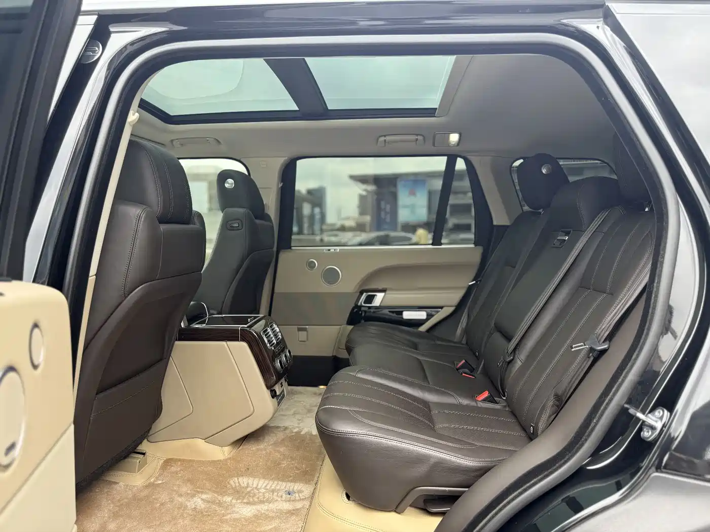 LAND ROVER RANGE ROVER