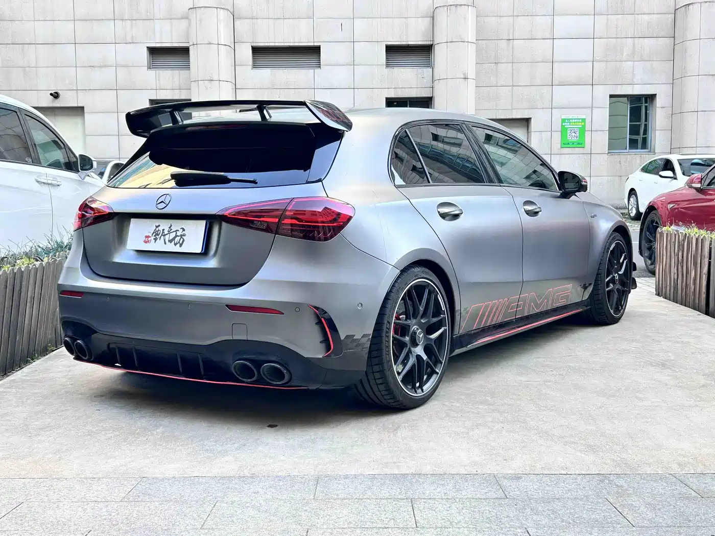 Mercedes-Benz A-Class AMG (Import) 2024 AMG A 45 S 4MATIC+ Ignition Special Edition фото 4