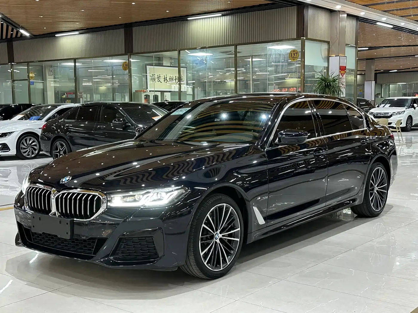 BMW 5-SERIES