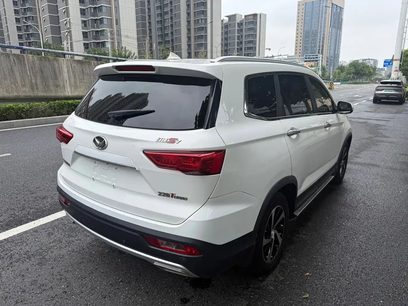 BAIC Huansu S7 2018 2018 1.5T Manual Premium