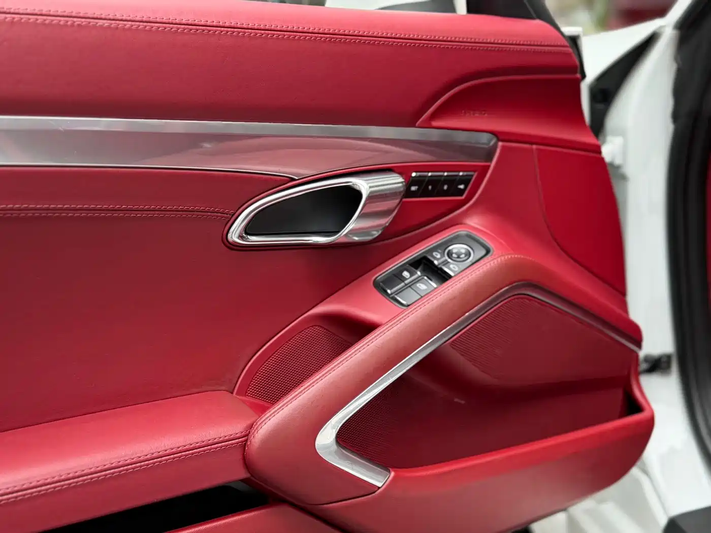 Porsche 718 2018 Boxster 2.0T фото 13