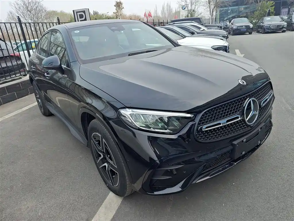 Mercedes-Benz GLC Coupe 2025 GLC 260 4MATIC Coupe SUV фото 22