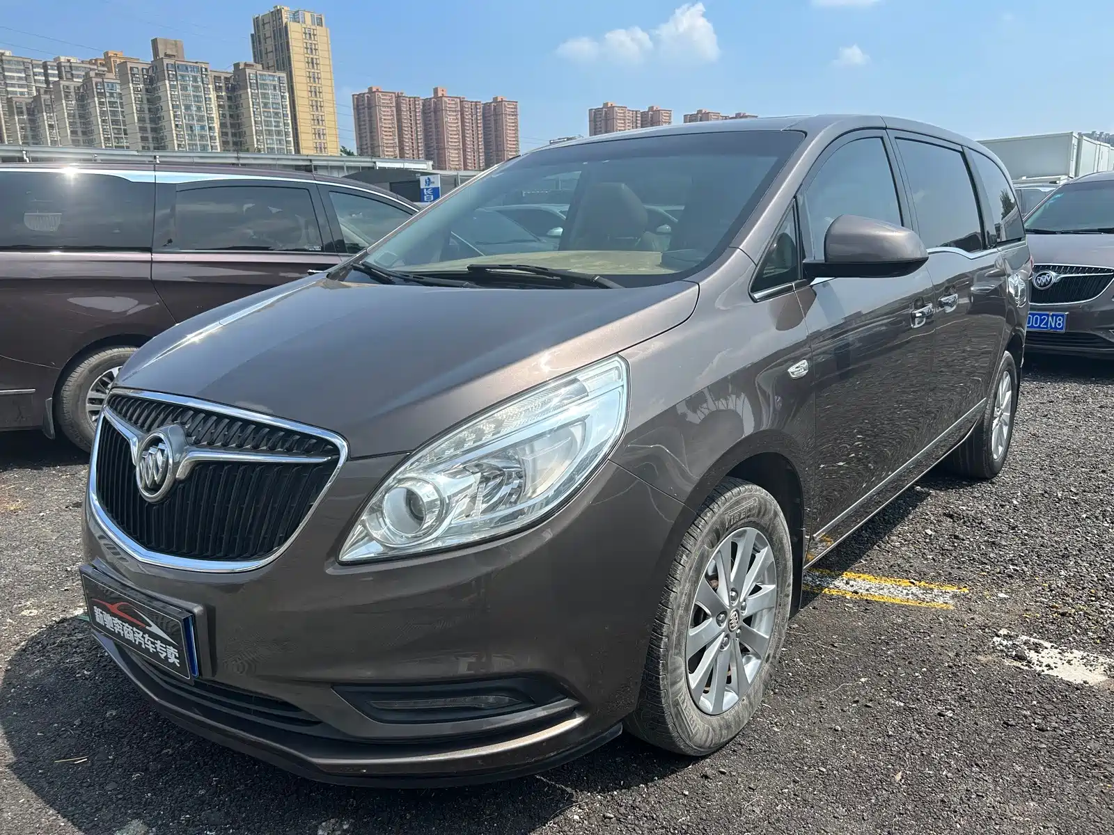 Фото 1 - Buick GL8
