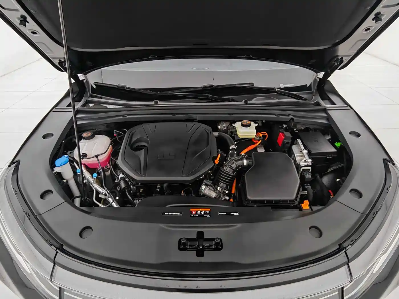 Geely Galaxy Galaxy A7 2025 EM-i 150km Explorer+ Edition фото 21