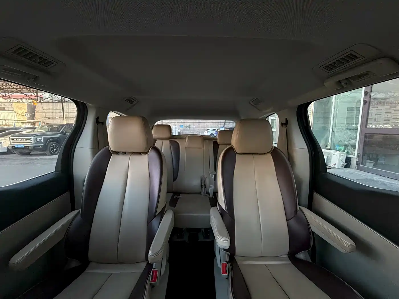 Buick GL8 2022 Land Business Class 652T Comfort фото 6
