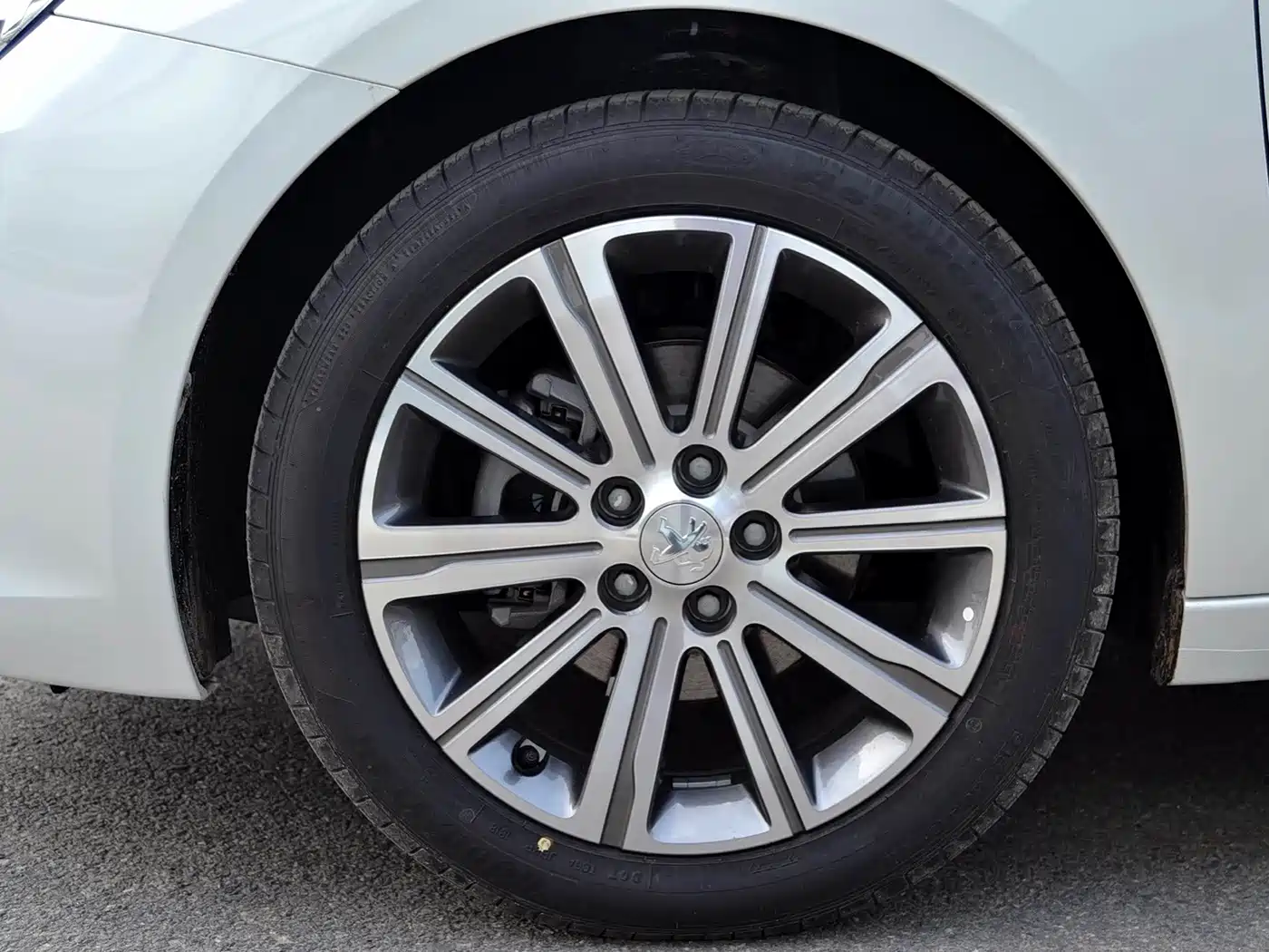 Peugeot 408 2018 350THP Automatic Luxury Edition фото 9