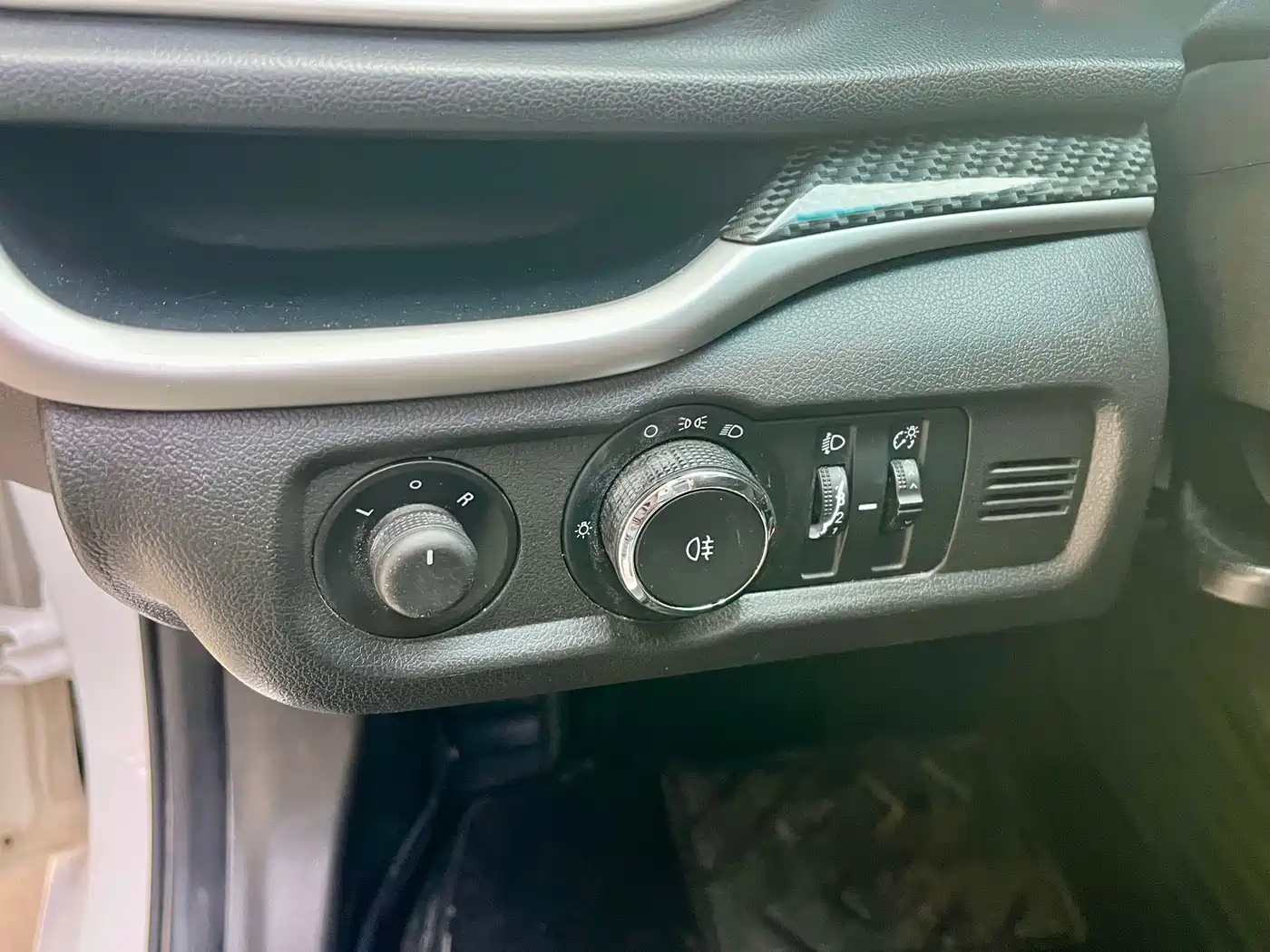 Buick Excelle 2016 Model 15N Automatic Luxury фото 7